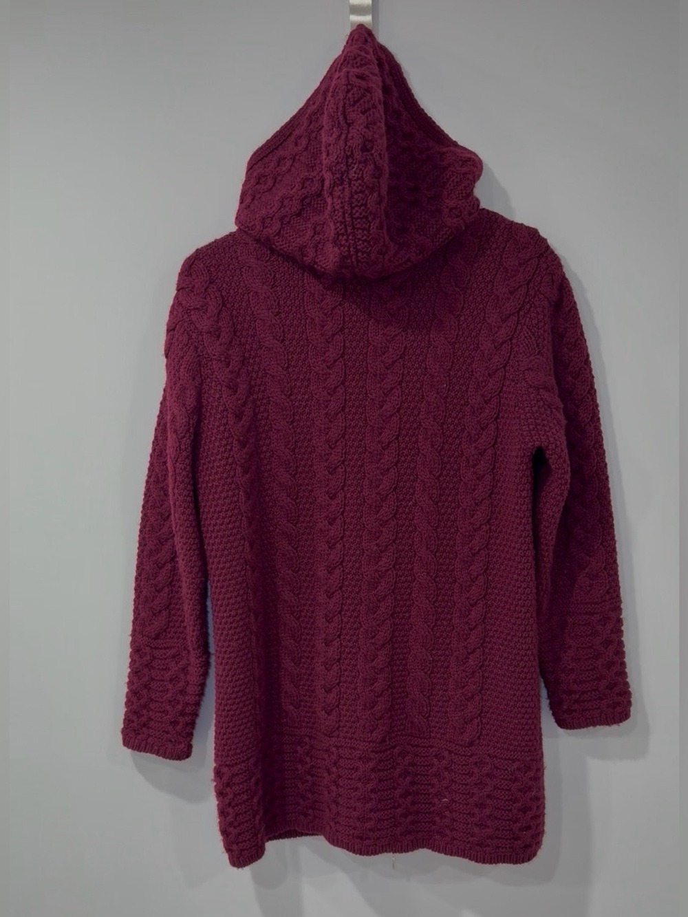 Aran Sweater Market Women's Full Zip Cable Knit Merlot Hooded Coatigan Medium - Picture 8 of 11